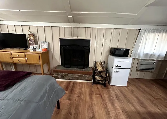 Pet Friendly With Fireplace Near Tonto National Forest, Arizona *
