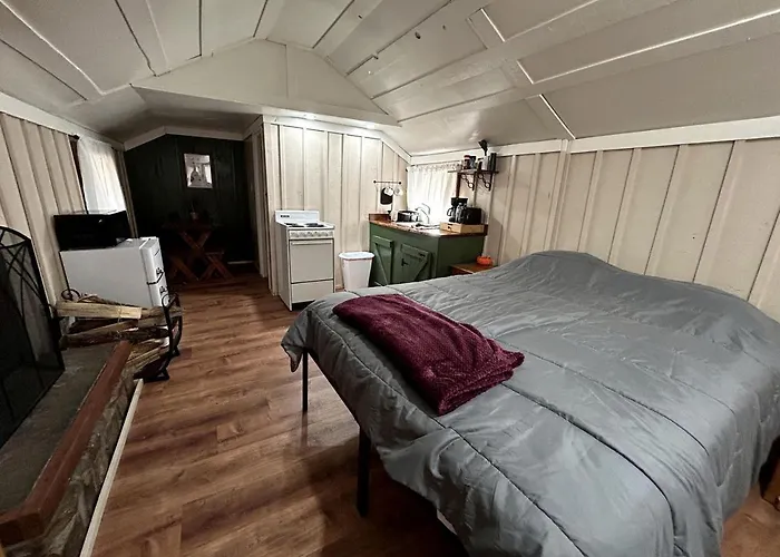 Pet Friendly With Fireplace Near Tonto National Forest, Arizona Holiday home Payson